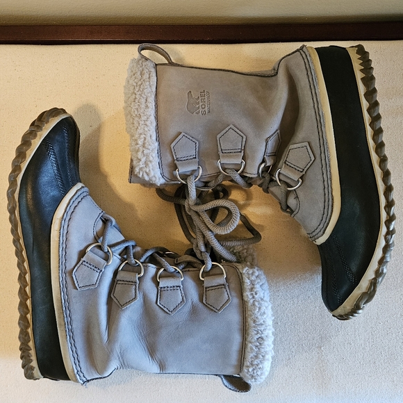Sorel Caribou Slim Gray Leather Waterproof Boots – Women’s 7.5 - Picture 10 of 13